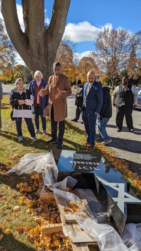 Today the Friends of Mount Hope welcomed Rochester Mayor Malik Evans to Mount Hope Cemetery. Patricia Corcoran, FOMH President, along with Board Trustees, showed off some of the restoration & repair work completed by FOMH.